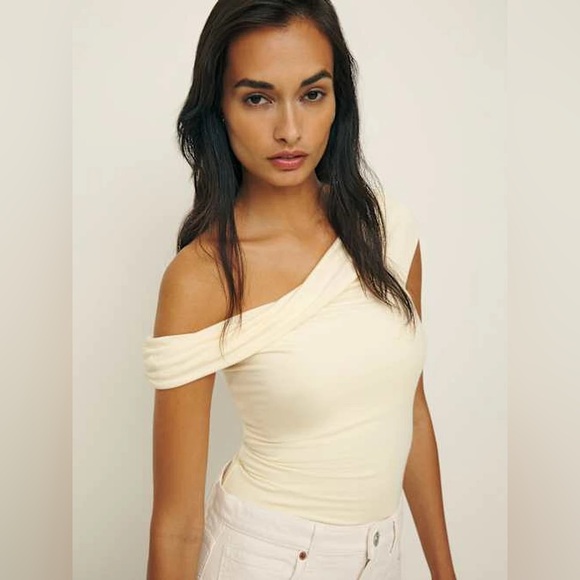 NWT Reformation Eve knit top - size M - Picture 2 of 6